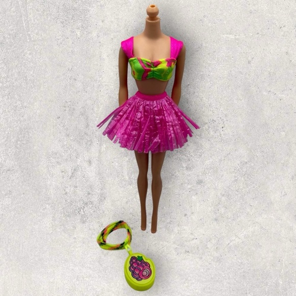 Vintage 1990 Hawaiian Fun Barbie #5940 Outfit Swimsuit Hula Skirt Bracelet Brush - Picture 5 of 11